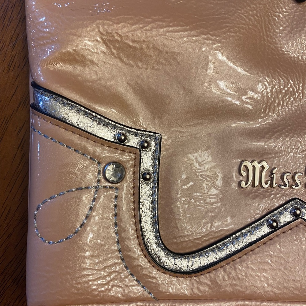 Miss Me Crossbody - Picture 4 of 8